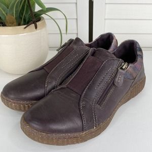 Clarks Collection Caroline Cove Brown Zip Flats Felt Cuff Comfort Shoe Size 8.5M